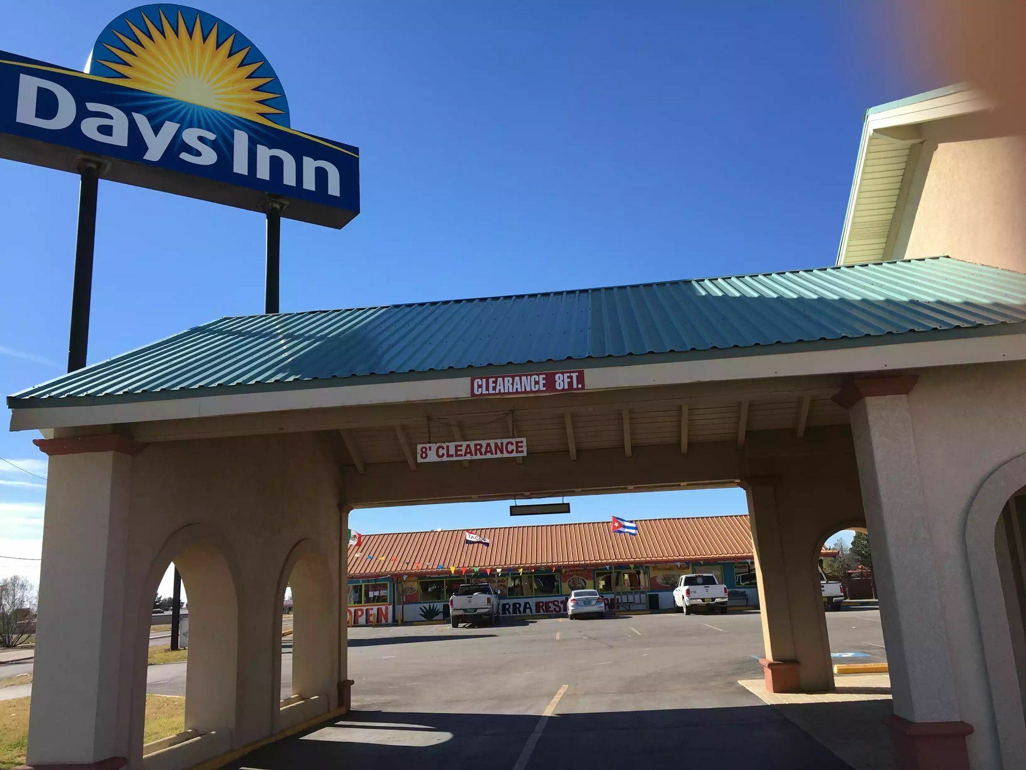 Days Inn By Wyndham Hobbs Exteriör bild